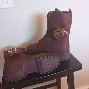 Women boots